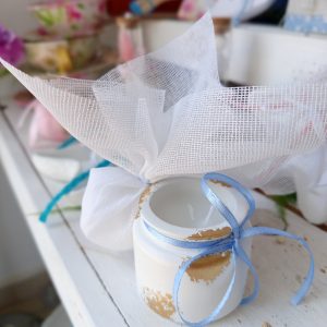Μπομπονιέρα Κερί Σε Κεραμικό Βάζο Με Χρυσές Λεπτομέρειες Σιέλ